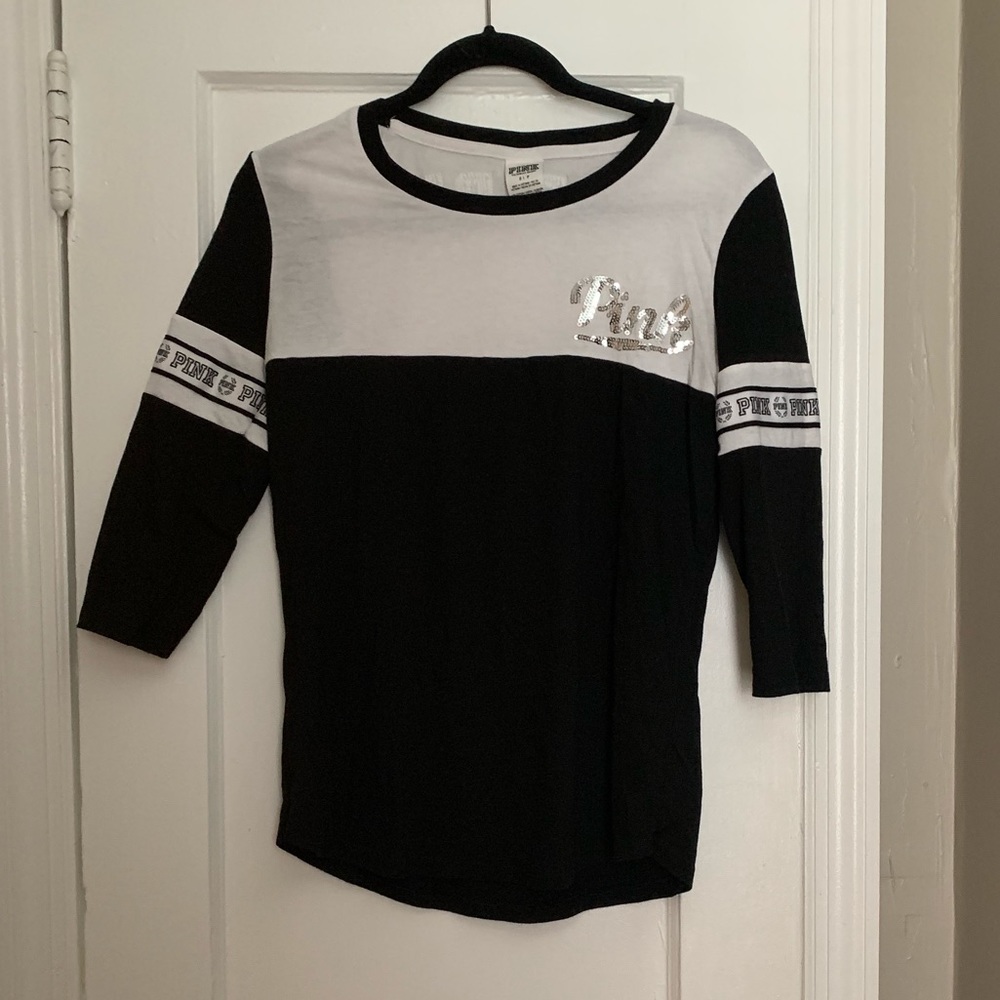 VS Pink quarter sleeved tee